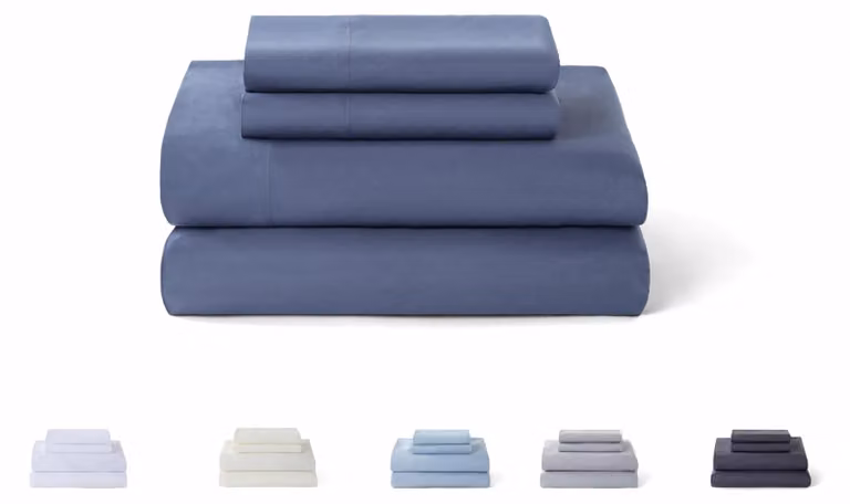 Set di lenzuola composto da 4 pezzi: lenzuolo con angoli e due federe