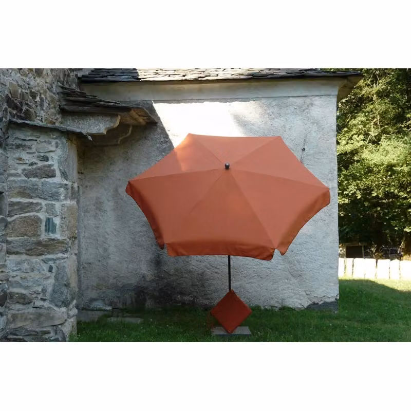 Ombrellone con palo centrale MAFFEI arancione in poliestere e acciaio con protezione UPF 50+ - Diametro: 250 cm – 2