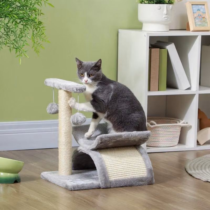Moonbite, albero per gatti piccolo, dimensioni 40 x 30 x 43 cm, con tunnel, cuccia a forma di U, pali per graffiare e due palline appese, capacità di carico fino a 10 kg, rivestito in peluche, colore grigio chiaro