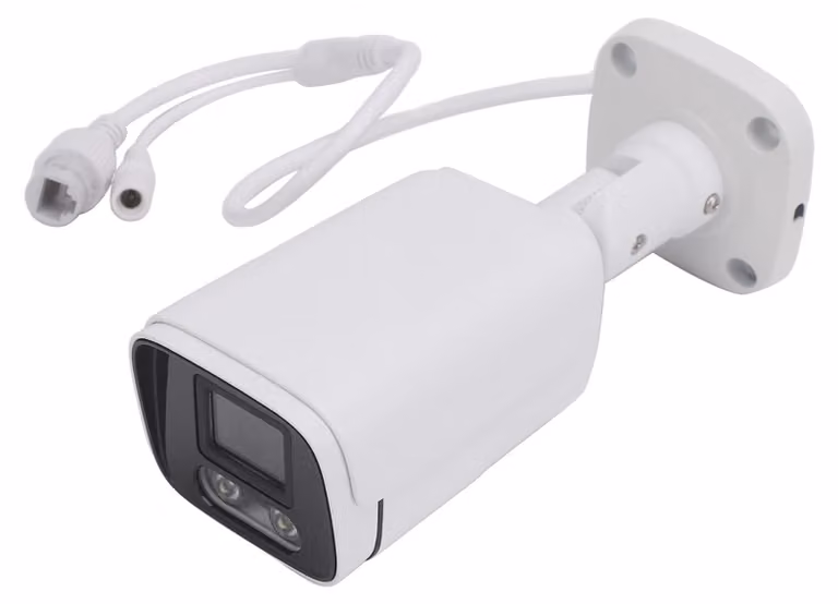 Telecamera IP 4K con risoluzione 6MP ad alta definizione e angolo di visione ampio di 120°, con grado di protezione IP66 resistente all'acqua