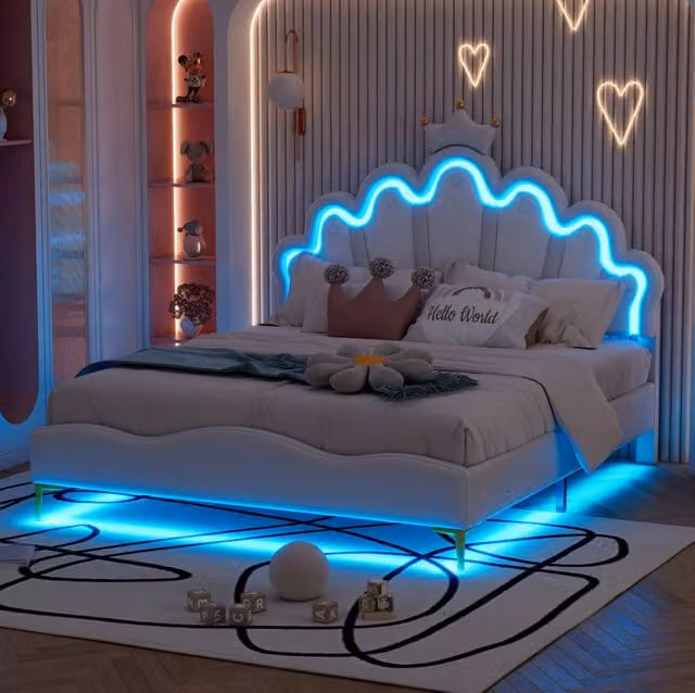 Letto 140 x 200 cm con testiera a corona; LED controllabili via app; pelle sintetica PU bianca