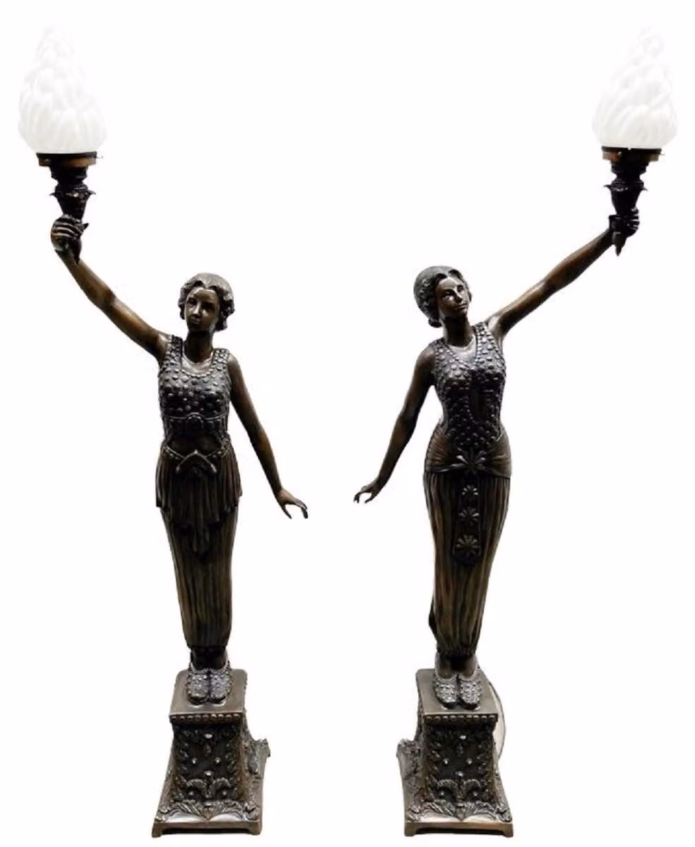 Casa Padrino lampade da terra barocche con facciate color bronzo / bianco 65 x 30 x h. 190 cm - Eleganti sculture decorative in bronzo - Magnifiche lampade barocche in bronzo
