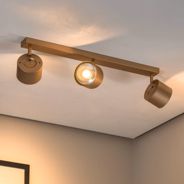 Faretto da soffitto Chloe orientabile a 3 luci, oro Argon, dimmerabile, Ottone / Oro, Soggiorno / Sala da pranzo, Metallo, Moderno