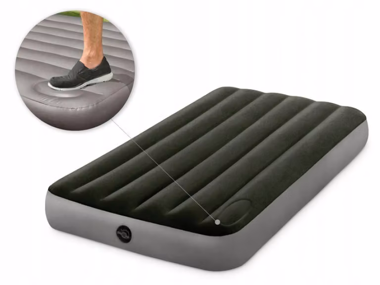 Materasso gonfiabile matrimoniale con pompa integrata INTEX 64761