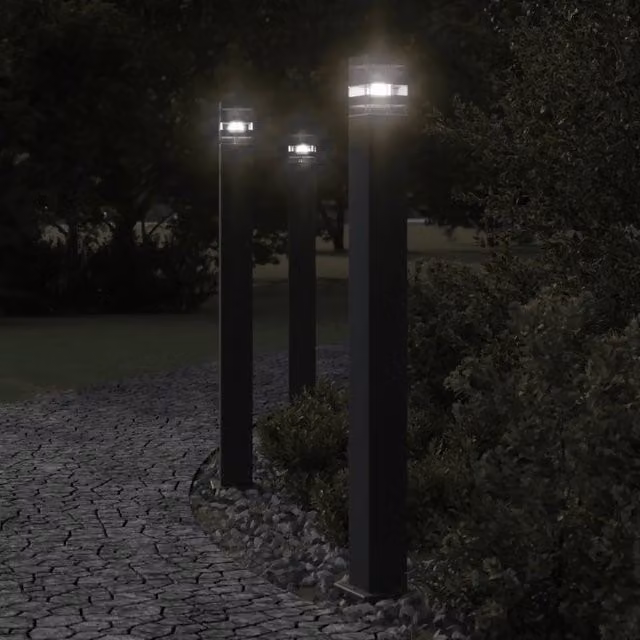 Set di 3 lampade da terra per esterni vidaXL in alluminio e plastica, colore nero, Altezza: 110 cm – 1