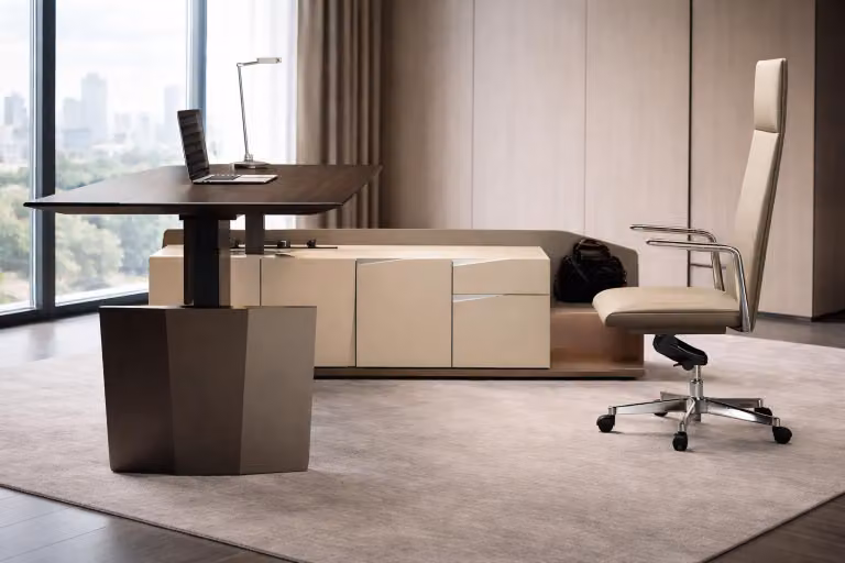 Scrivania angolare marrone elegante, ideale per l'ufficio o lo studio. Tavolo da lavoro, scrivania da ufficio