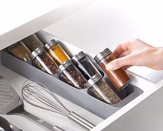 Organizer da cucina con 8 ripiani per barattoli di spezie