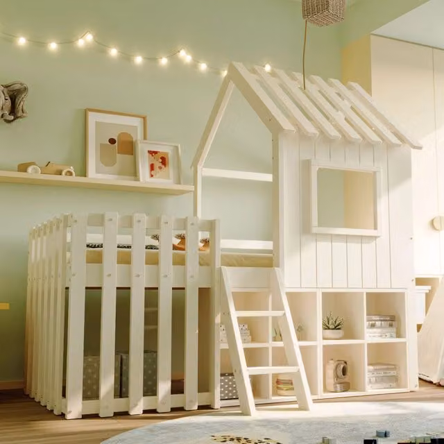 Letto a casetta rialzato in legno massello bianco 90×200 cm, con tetto e finestre, scala a gradini e spazio contenitore aperto