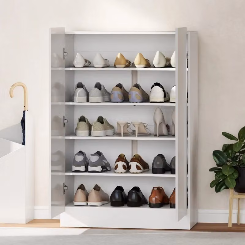 Scarpiera moderna REDOM in MDF bianco lucido con ante a battente e chiusura ammortizzata L/P/H: 72 x 34,5 x 103 cm – 2