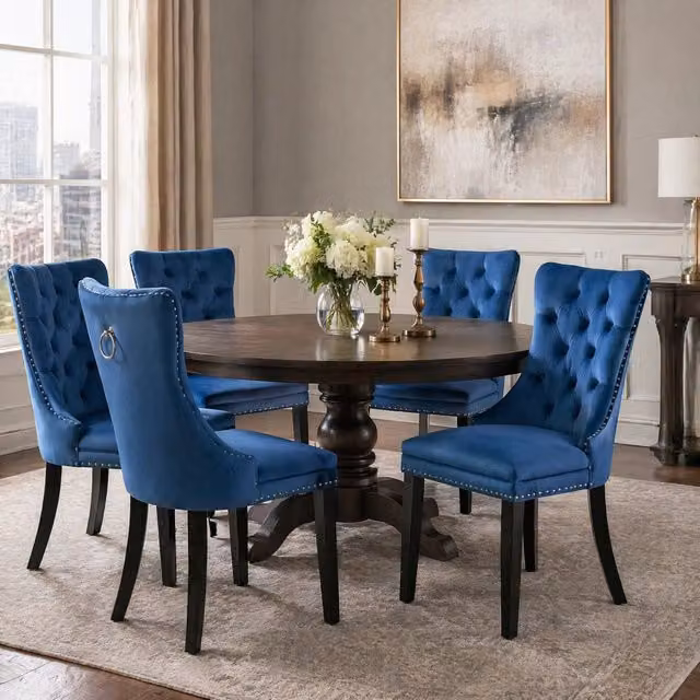 Sedia da sala da pranzo OKWISH in velluto blu con schienale alto e dettagli in legno massello