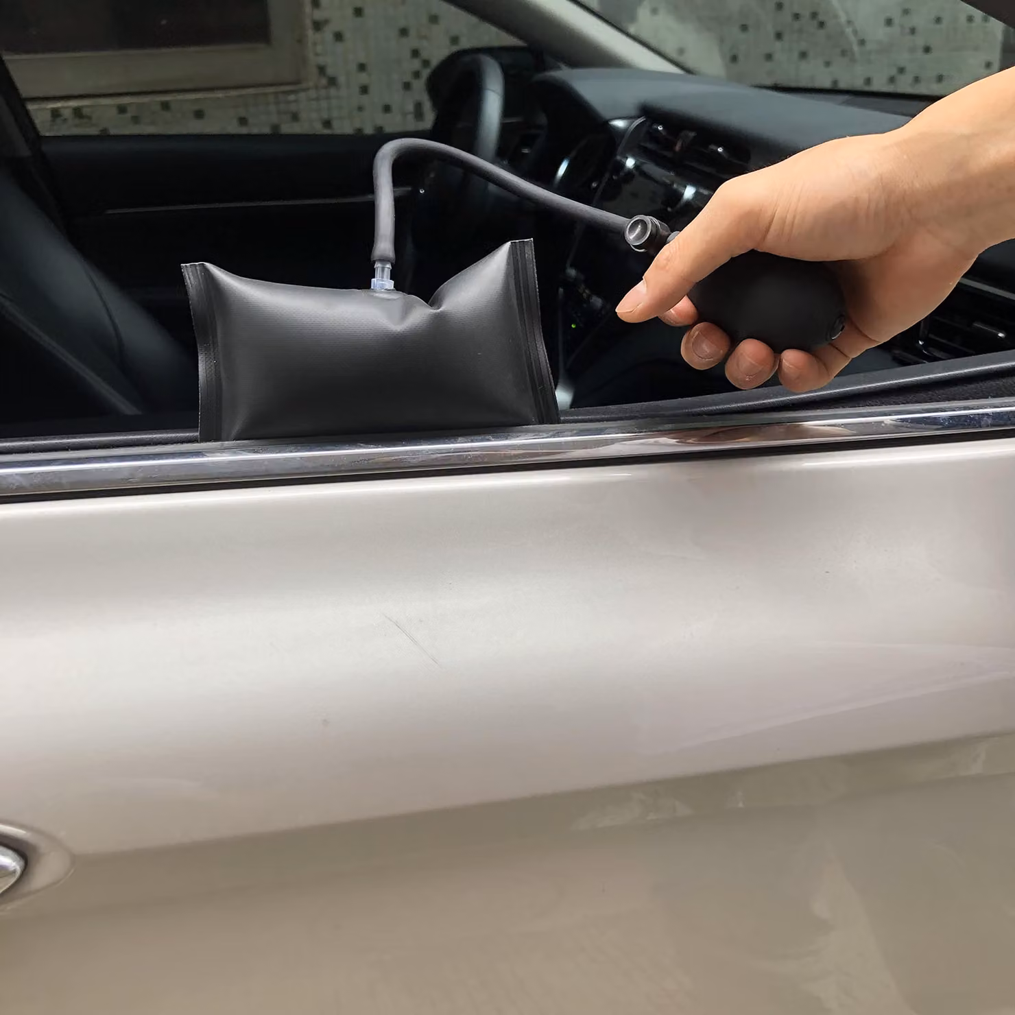 Kit di strumenti per la rimozione di ammaccature, composto da 12 pezzi, inclusi leve, ganci e aste, ideale per lavori di carrozzeria