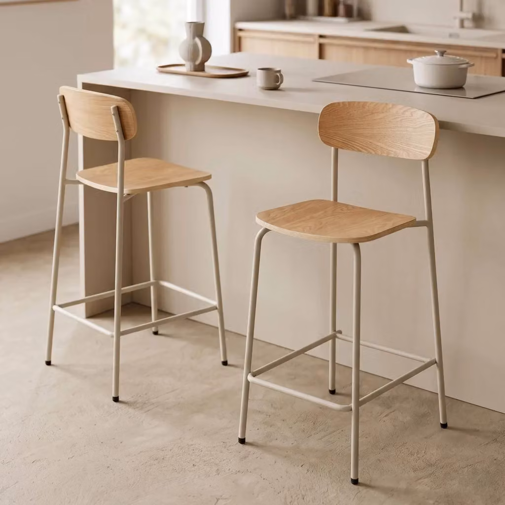 Set di 2 seggioloni Oviala in metallo e legno di betulla e frassino, colore beige – 2
