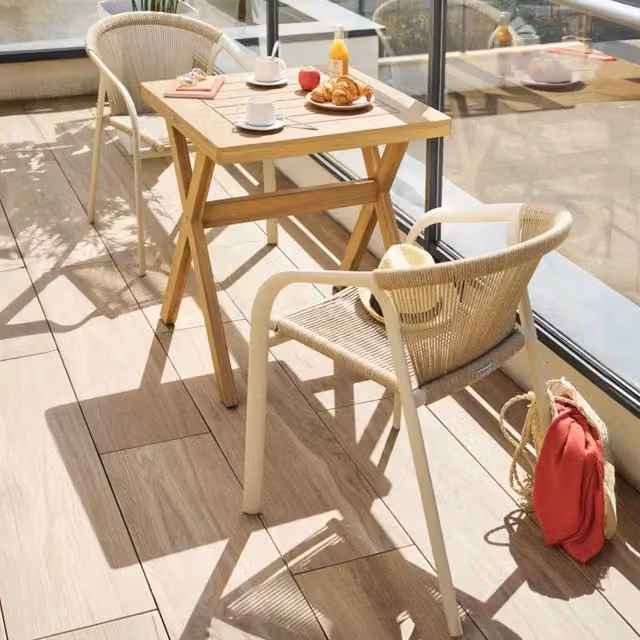 Tavolo quadrato Hesperide in legno di acacia trattato per giardino e terrazzo H 70 x L 70 x P 70 cm