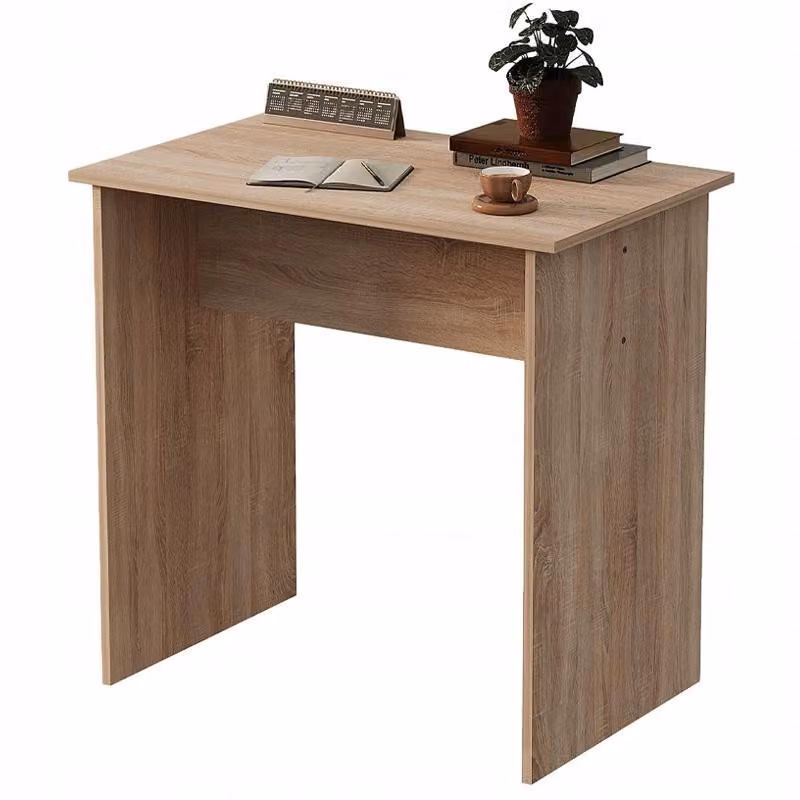Scrivania per computer, tavolino scandinavo per l'ufficio o per una camera in stile loft