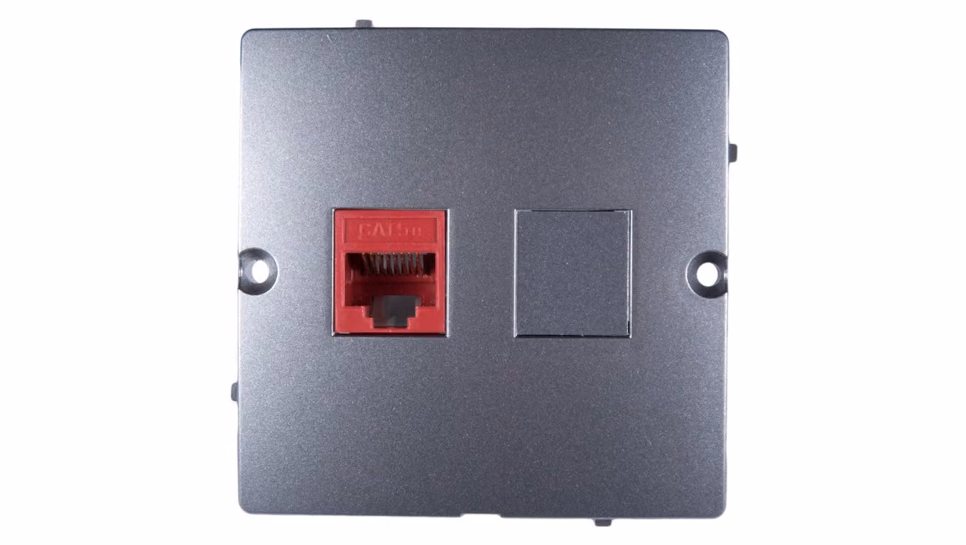 Simon Basic Presa singola per computer RJ45 cat.5e in acciaio inox BMF51.02/21