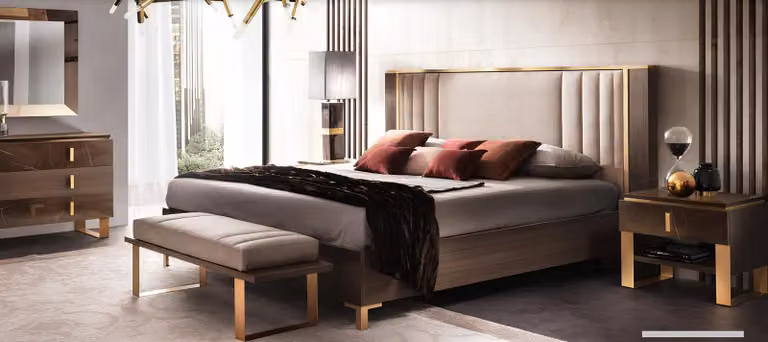 Luxus Schlafzimmer Bett Doppelbett Modern Holz Leder Polster Betten Bettgestell