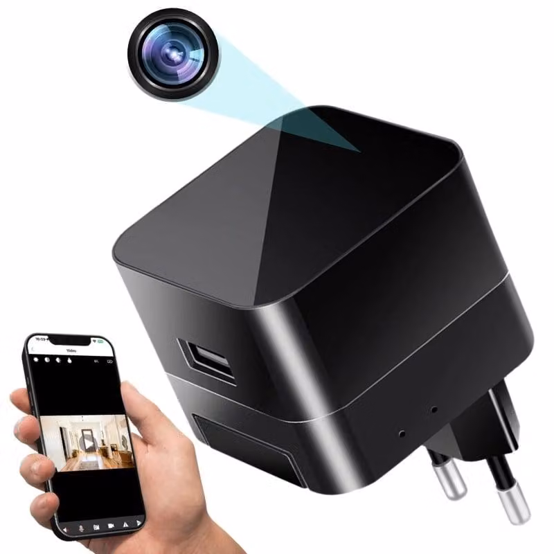 Mini Telecamera Caricabatterie USB iUni IP90, Wi-Fi, Visualizzazione 4K, Visione Notturna, Slot per scheda microSD
