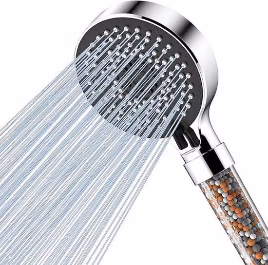 Soffione doccia a risparmio idrico realizzato in materiale di alta qualità