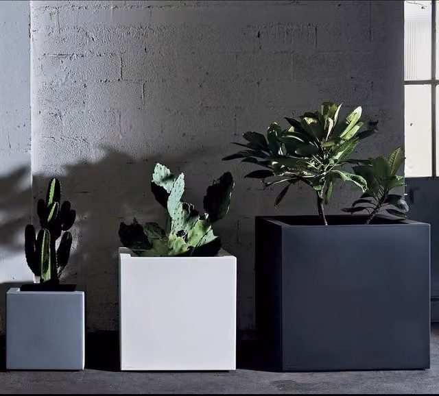 Vaso quadrato Cubo Fenice in resina da 85cm Bianco