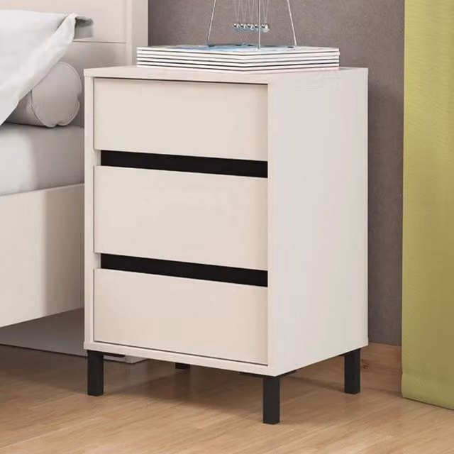 Comodino DMORA con un ripiano in stile moderno, finitura opaca, L: 48 cm, P: 40 cm, H: 71 cm