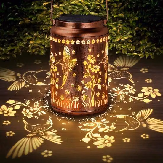 Lanterna a forma di colibrì - Illuminazione da giardino - Illuminazione paesaggistica - Lampada impermeabile in stile ferro battuto - Lanterne solari a forma di colibrì per esterni, ideali per donne – Eleganti lampade da esterno per giardino, terrazza, co