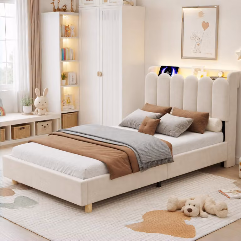 Letto imbottito okwish 90x200 con materasso e lampada da lettura, letto per ragazzi con USB e Type-C, letto singolo con spazio contenitivo nella testata, color beige