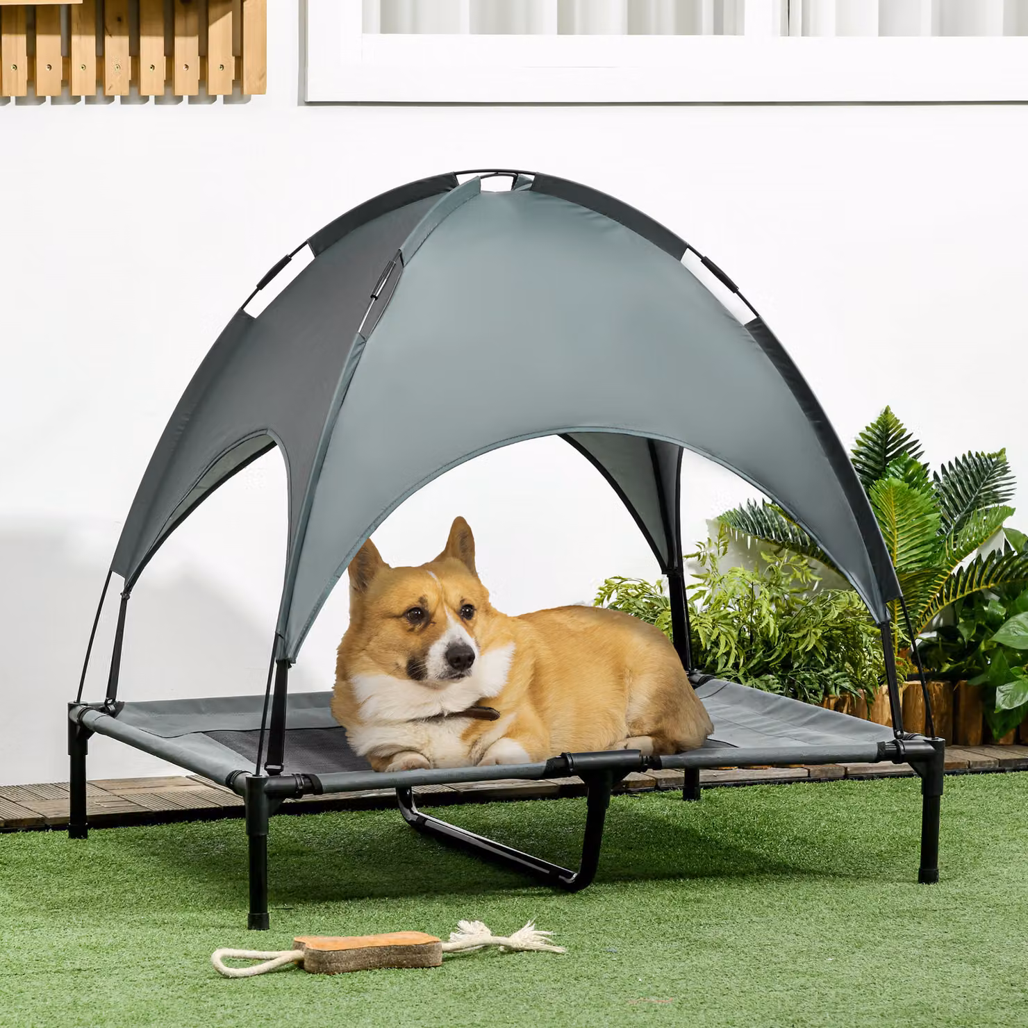 Cuccia rialzata per cani PawHut con baldacchino e tetto, lettino da esterno traspirante in taffetà Grigio L: 92 cm, P: 76 cm, H: 90 cm – 2