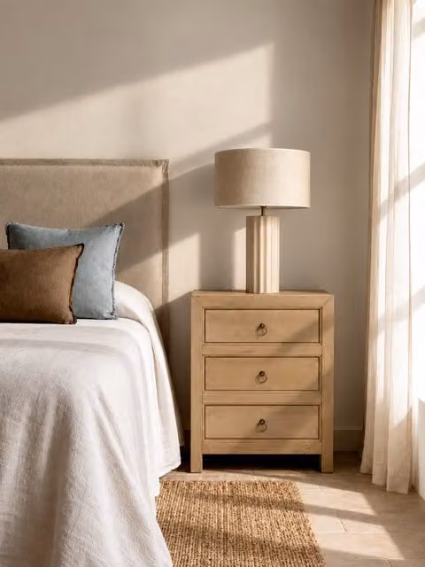 Rustic Comodino in legno naturale 3 cassetti - Kenay Home
