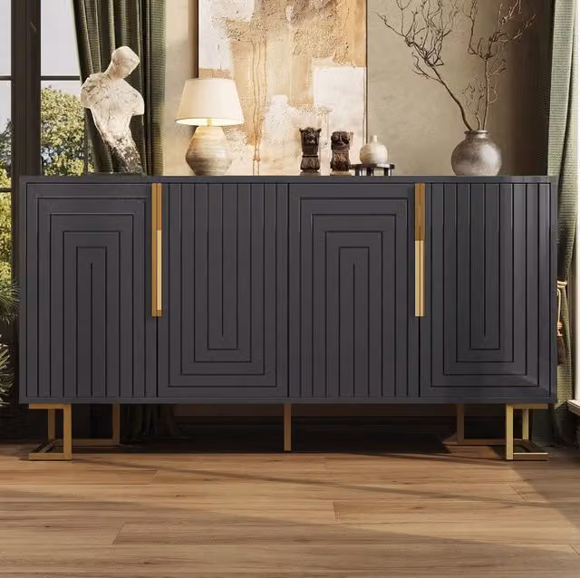 Credenza ULEVR 152x40x75 cm con 2 ante e 4 vani, MDF nero con dettagli dorati e piedi regolabili