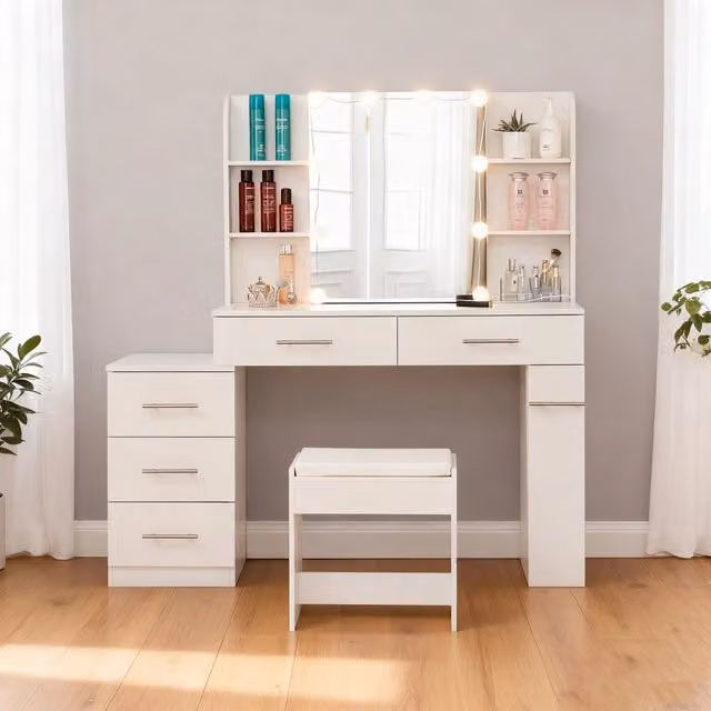 Toeletta Mivray Hollywood con specchio scorrevole, 10 LED, 3 cassetti, ripiani angolari e sgabello, Bianco lucido, L: 100 cm, P: 40.5 cm, H: 136 cm