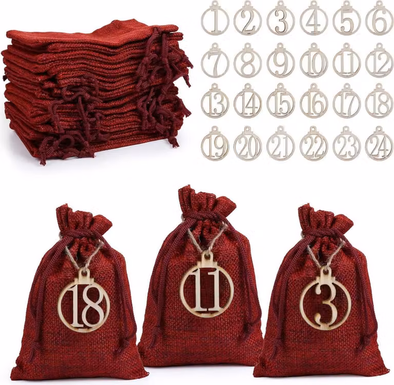 LIHAO Calendario dell'Avvento Sacchetto di iuta Rosso Sacchetto regalo di Natale 24 pezzi Numeri Decorazione in legno 10x15cm