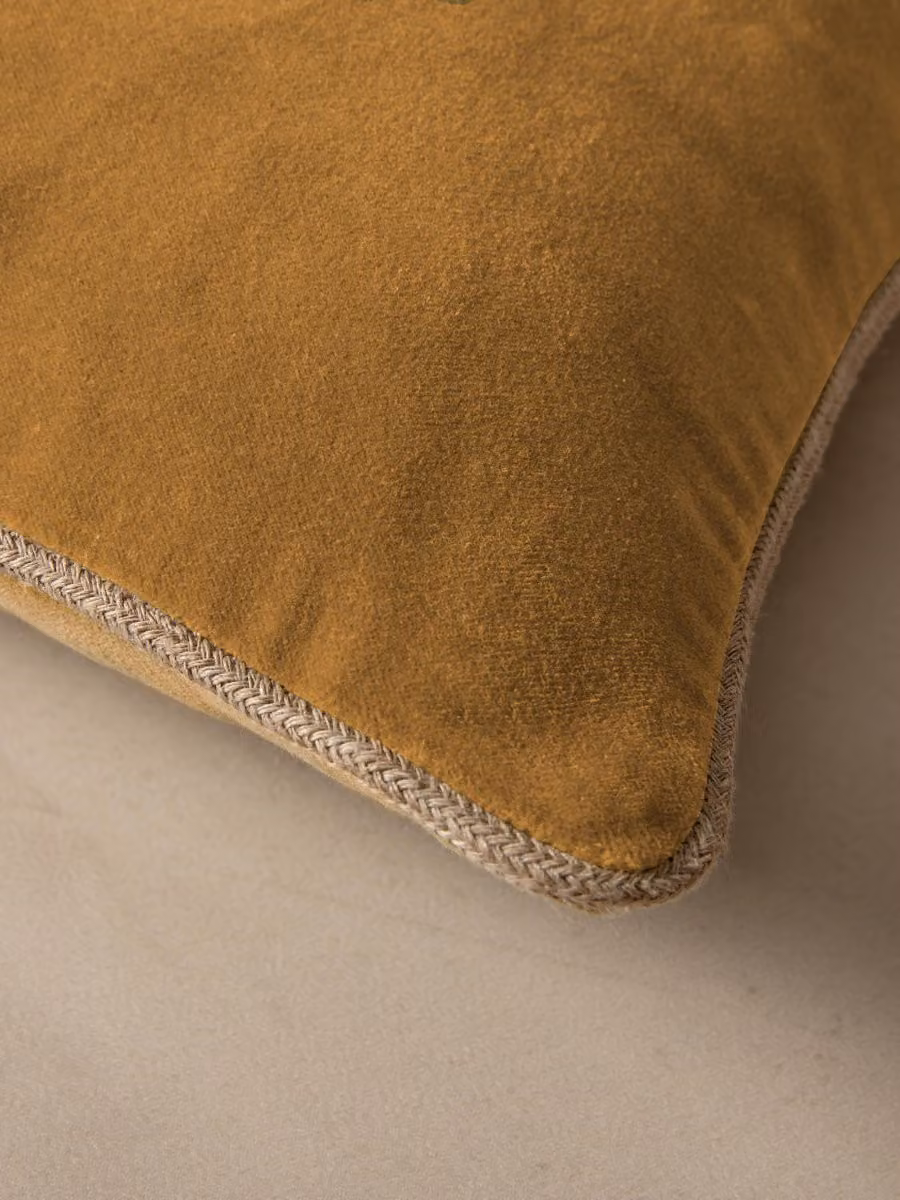 Cuscino Delhi Kenay Home colorato giallo in cotone e velluto, L 45 x P 45 x H 45 cm – 2