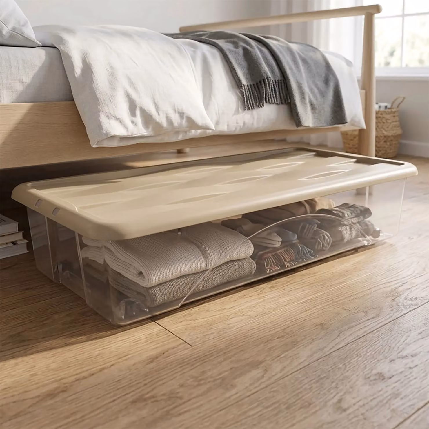 Contenitore Multiuso Storage Box Dune RECA PLAST con ruote e coperchio, Trasparente, 40 litri, H: 17 cm, L: 80 cm, P: 40 cm – 2