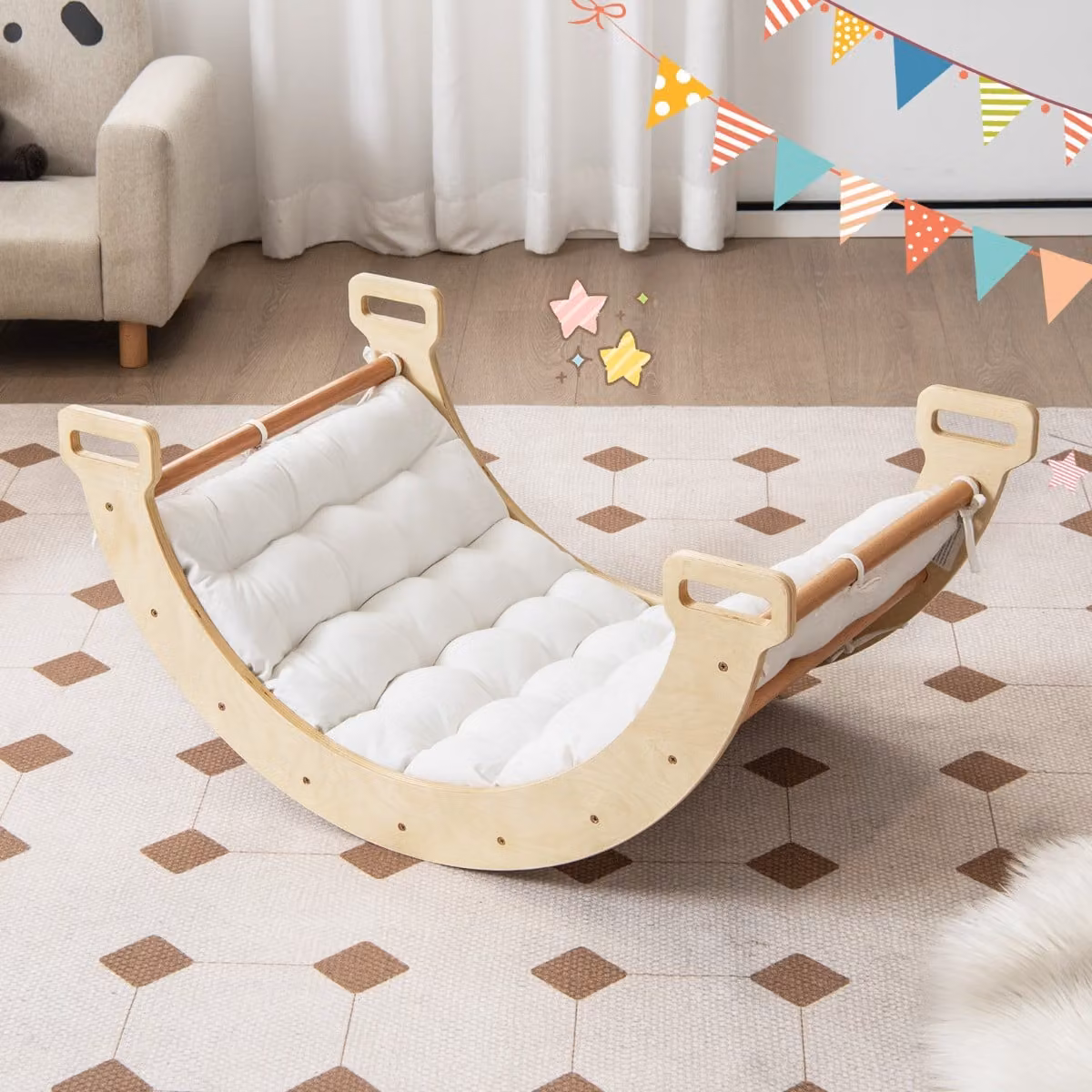 Dondolo ad arco 2 in 1 Costway con cuscino morbido e arco di arrampicata a doppia faccia per bambini dai 12 mesi in legno naturale e colore bianco