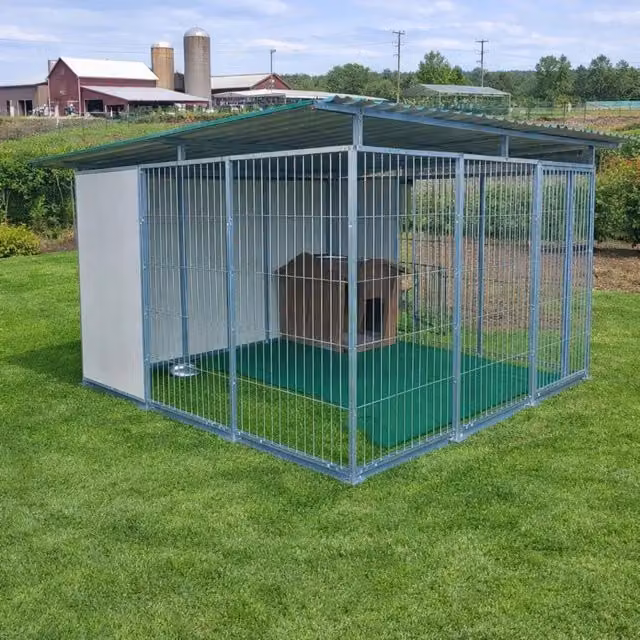 Box per cani da esterno SIDERBOX in metallo zincato con copertura e retro coibentato, colore argento, L: 300 cm, P: 300 cm, H: 180 cm