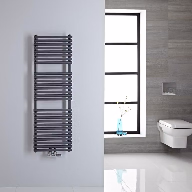 Scaldasalviette con Attacco Centrale - Tubolare Antracite - 1215 x 400mm - 280 Watt - Magera