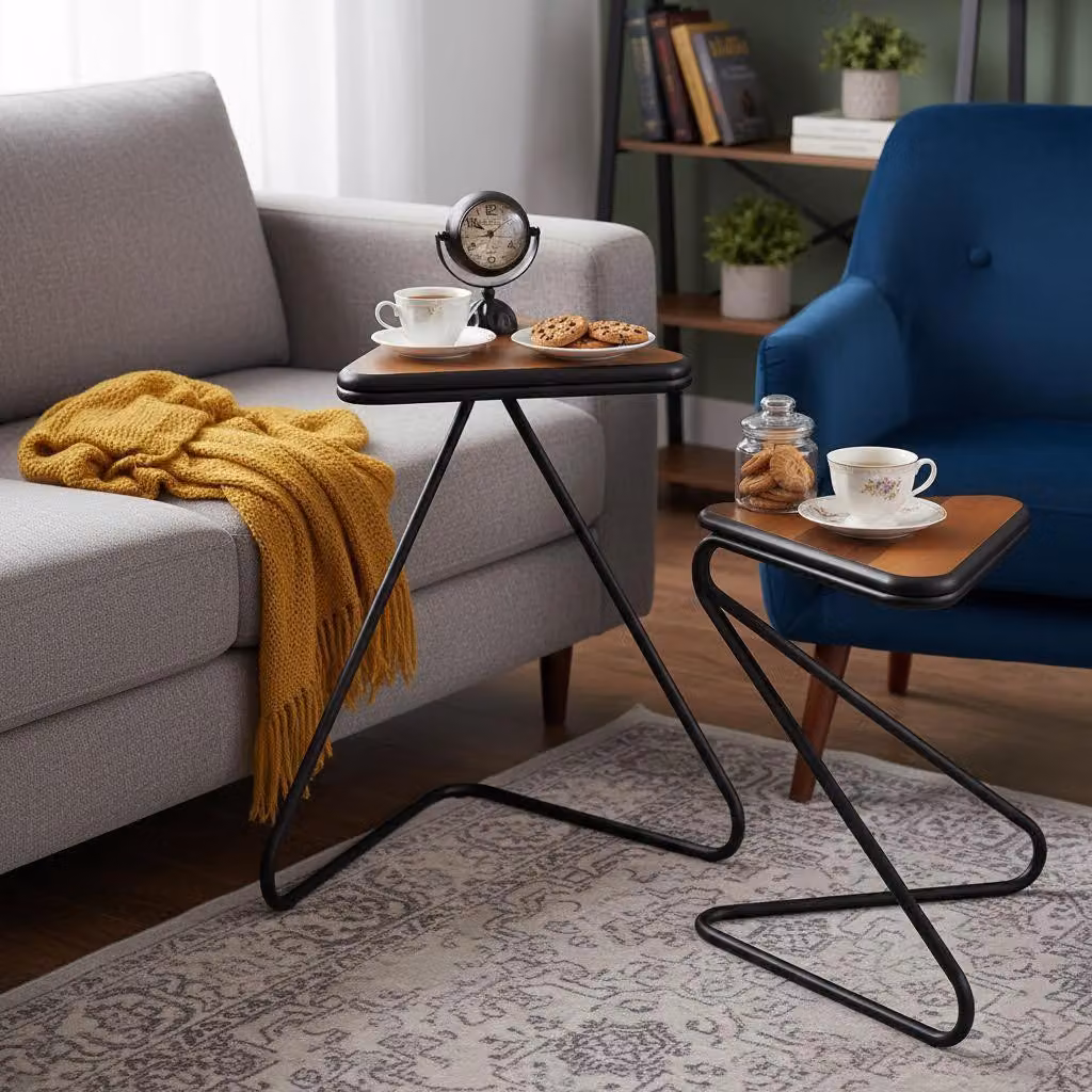 Tavolino da caffè in legno, design minimalista, con piano triangolare, disponibile in colore marrone o nero