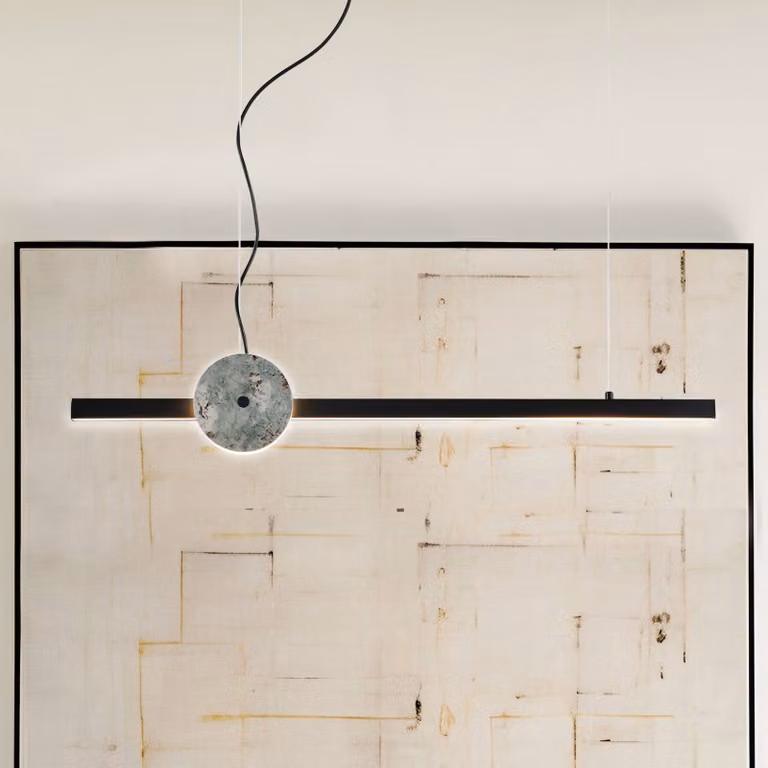 Viokef Lampada LED a sospensione Anais, nera/verde, lunghezza 100 cm, pietra sintetica Anais, Verde, Soggiorno / Sala da pranzo, Metallo, Moderno