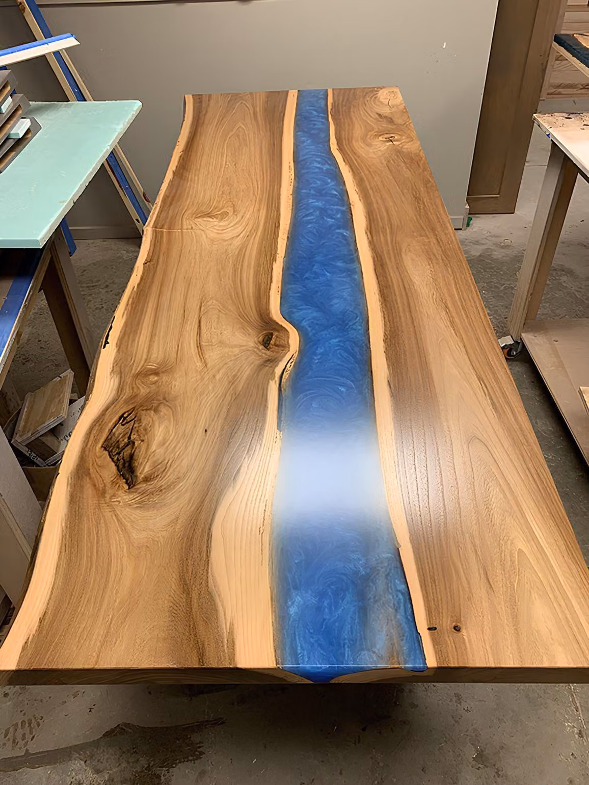 Esstisch tische epoxid harz epoxy tisch wasserfall echtes holz massive möbel