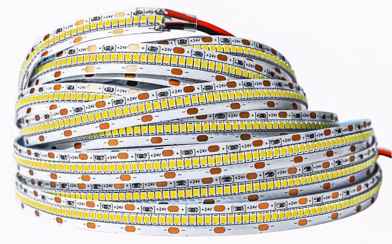 Striscia LED, 5 metri, 24V, 4000K, 240 LED/metro, estremamente luminosa, grado di protezione IP20