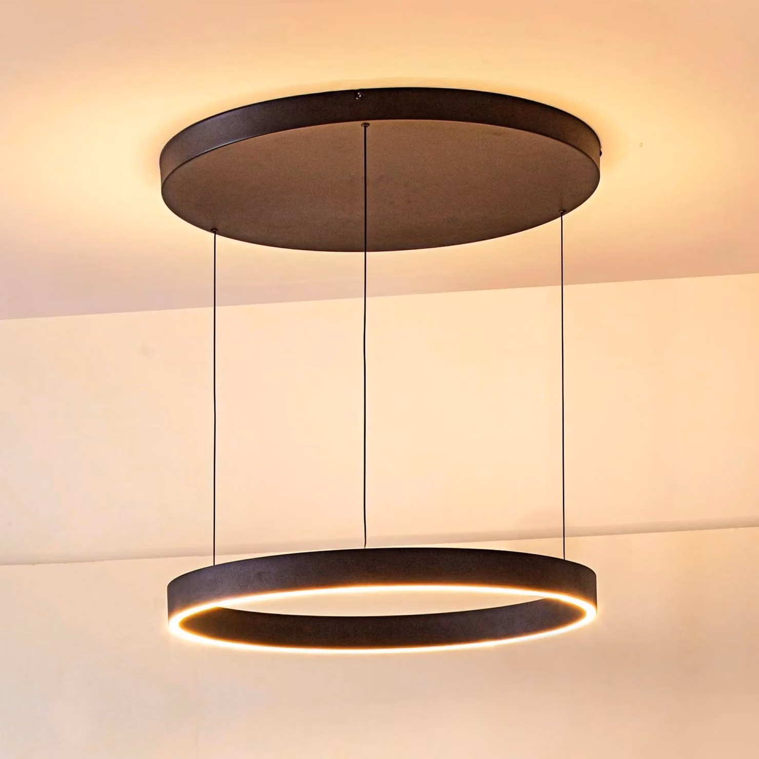 Lampada LED a sospensione Lucande Philine, Ø 60 cm, nero, ferro Philine Lucande, dimmerabile, Nero, Soggiorno / Sala da pranzo, Moderno
