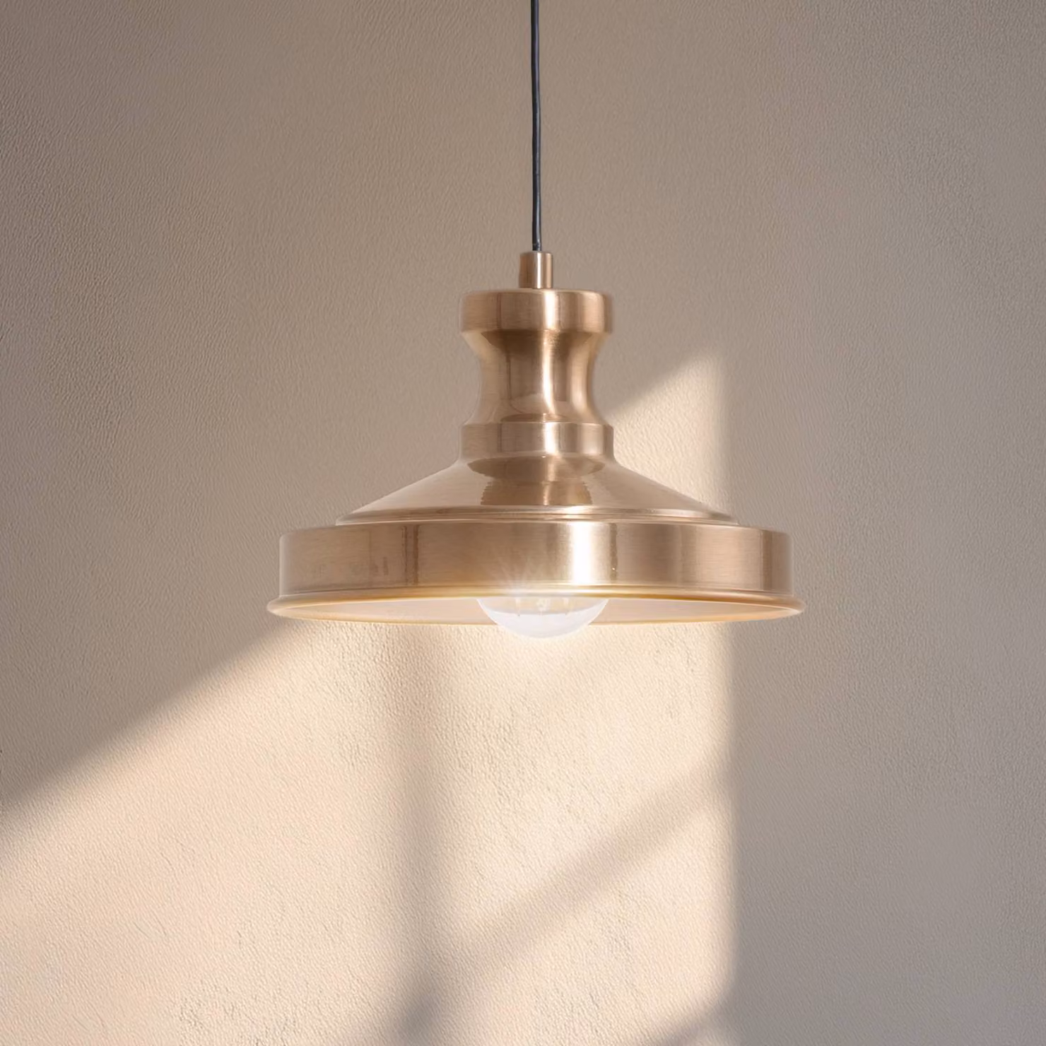 Lampada a sospensione Berceste Opviq, dimmerabile, Ottone / Oro, Soggiorno / Sala da pranzo, Metallo, Moderno, Lampada a sospensione