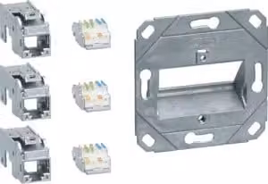 Modulo di connessione Hager, 3 porte RJ45, categoria 6a, modello GMKSRJ45C6A3