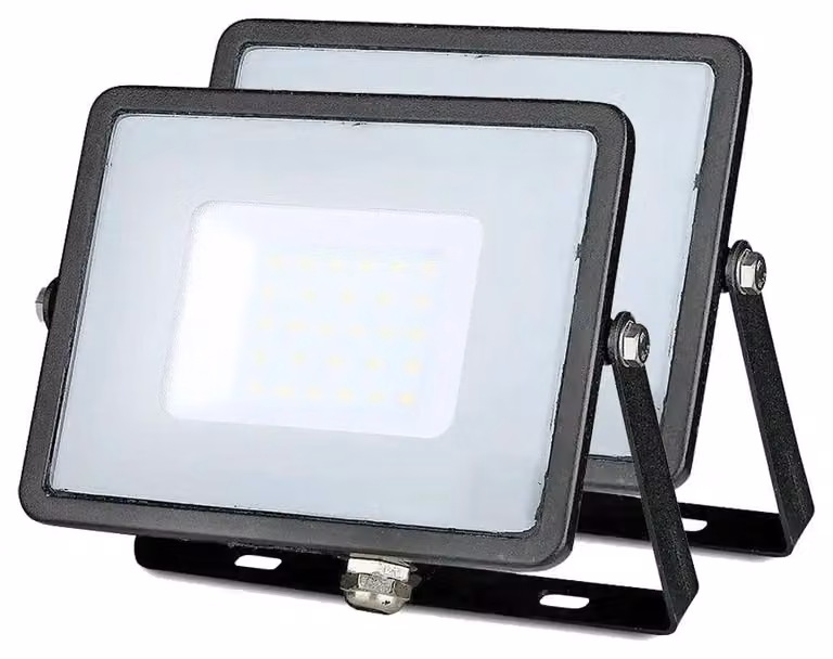 SET DI FARI LED - Fari LED per esterno, 30W, 6400K (bianco freddo), 2400 lumen, grado di protezione IP65, fari LED, proiettori impermeabili, illuminazione esterna, fari per giardino, garage, cortile, porte, ingressi (confezione da 2)