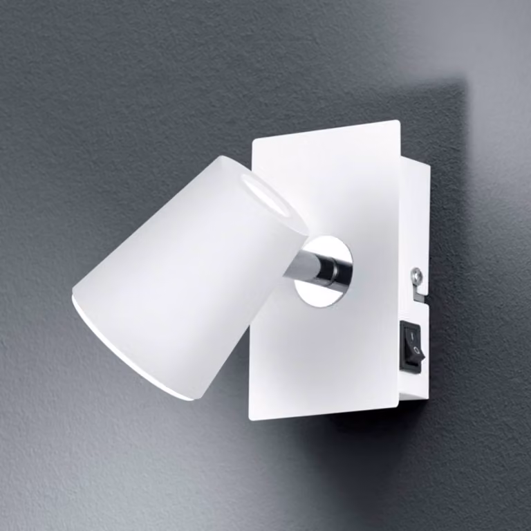 Trio Lighting Faretto LED bianco da parete Narcos con testa orientabile, Bianco / Opale, Soggiorno / Sala da pranzo, Metallo, Moderno