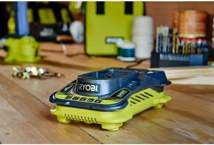 Caricabatteria super rapido, RYOBI 18V One+ Lithium-ion RC18150, ricarica batteria 18V 5,0Ah in 1 ora