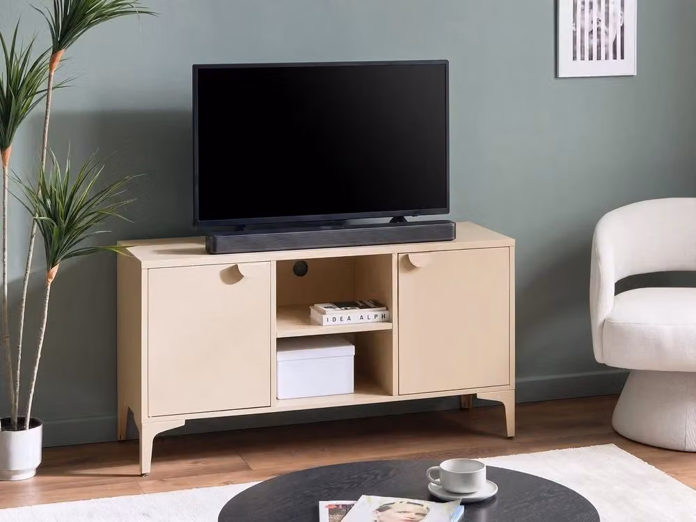 Mobile TV BELIANI in acciaio verniciato beige con 2 ante, 6 ripiani e vano aperto per soggiorno in stile industriale L/P/H: 120 x 40 x 64 cm – 2