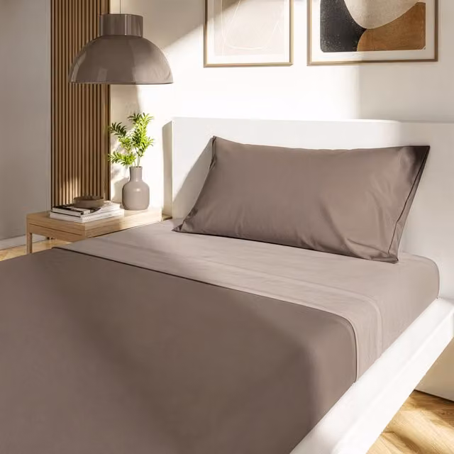 Completo letto singolo Manopesca in microfibra bicolore beige e marrone, lenzuolo piano, lenzuolo con angoli e federa, 90x190 cm