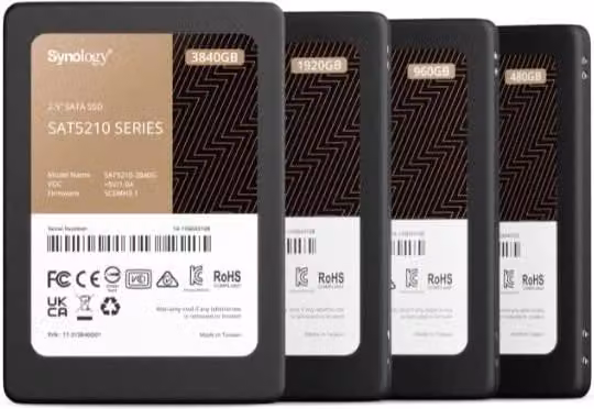 SSD Synology SAT5210-7000G SATA da 2,5 pollici, Nero