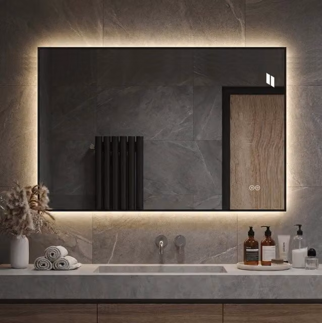 Specchio LED bagno 70x50 cm in vetro con cornice alluminio, antiappannamento, a parete –